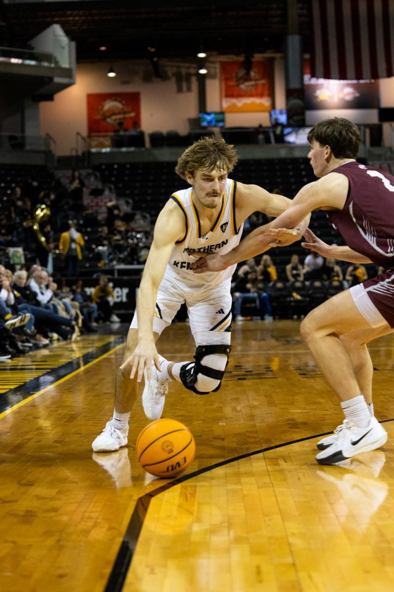 Vinson was all over the curt as he neared 1,000 career points at NKU.