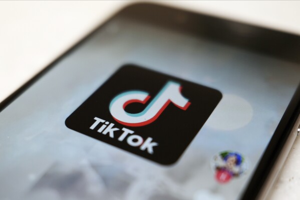 TikTok made a return on Sunday after the ban went into place late Saturday night.